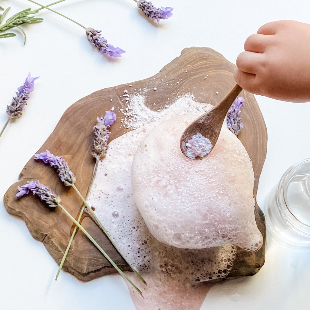 Epic kits explore play imagine create. Water sensory play activities potion making mud kitchens investigating science experiments volcano explosion fizz. Fizzy play. Kids Potion kit. Sensory play ideas. Children’s potion making kit Australia. Magic potion kits.